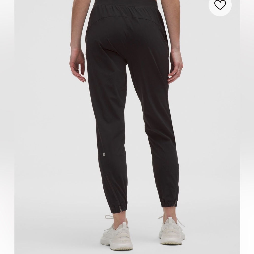 Lululemon Adapted State High Rise Jogger NWOT